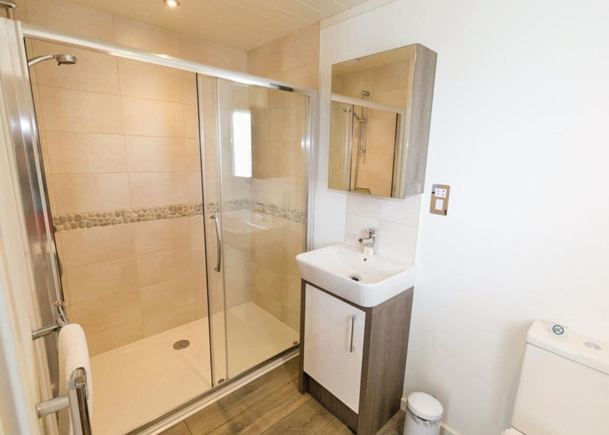 Fishguard Bay Resort Llanllawer Экстерьер фото
